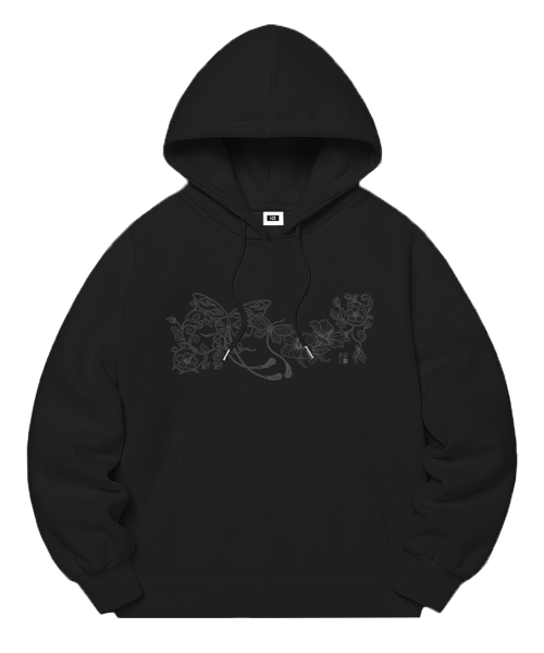 RANDOMOFF(ランダムオフ)の「NACRE GLOW MONO OVER FIT HOODIE (2color)(パーカー・レディース・ブラック/ホワイト・SMALL/MEDIUM/LARGE/X-LARGE)」の4枚目の写真