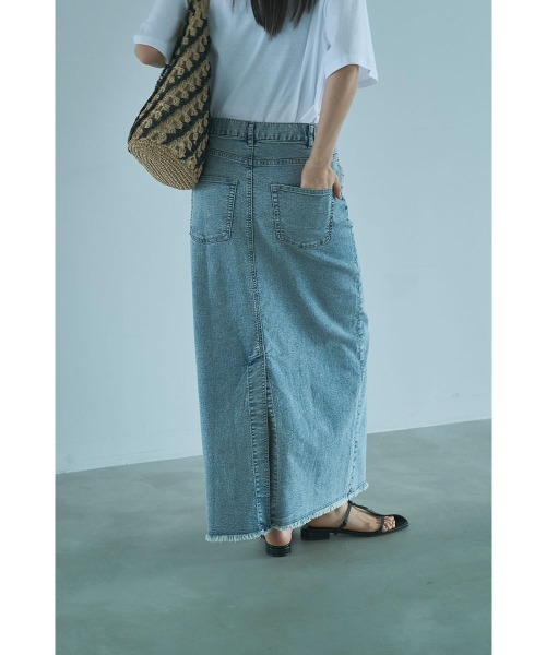 marjour(マージュール)の「10OZ STRETCH DENIM WRAP SKIRT(デニムスカート・レディース・グレー/ライトブルー・M)」の6枚目の写真