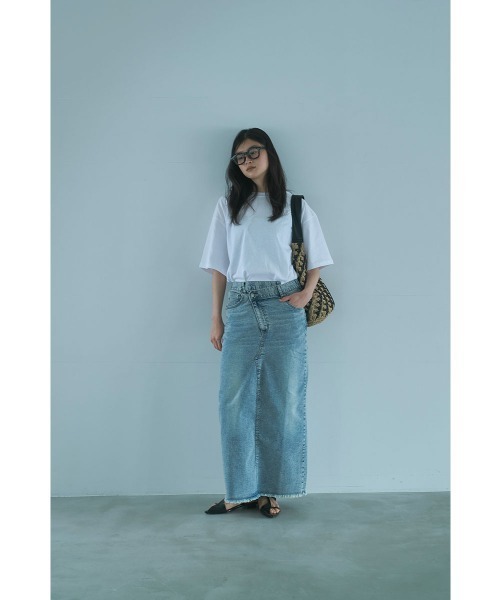 marjour(マージュール)の「10OZ STRETCH DENIM WRAP SKIRT(デニムスカート・レディース・グレー/ライトブルー・M)」の9枚目の写真