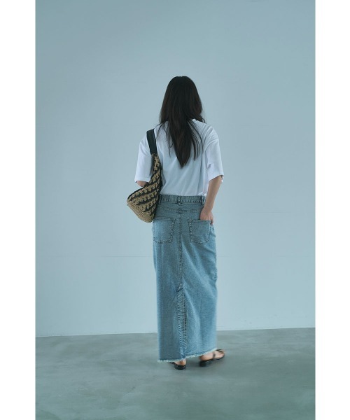 marjour(マージュール)の「10OZ STRETCH DENIM WRAP SKIRT(デニムスカート・レディース・グレー/ライトブルー・M)」の10枚目の写真