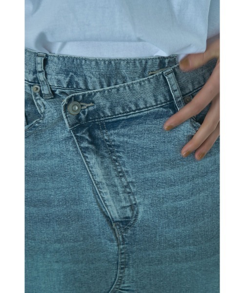 marjour(マージュール)の「10OZ STRETCH DENIM WRAP SKIRT(デニムスカート・レディース・グレー/ライトブルー・M)」の11枚目の写真