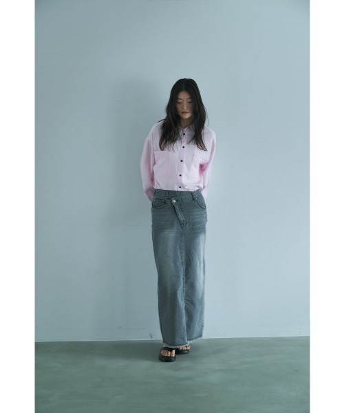 marjour(マージュール)の「10OZ STRETCH DENIM WRAP SKIRT(デニムスカート・レディース・グレー/ライトブルー・M)」の15枚目の写真