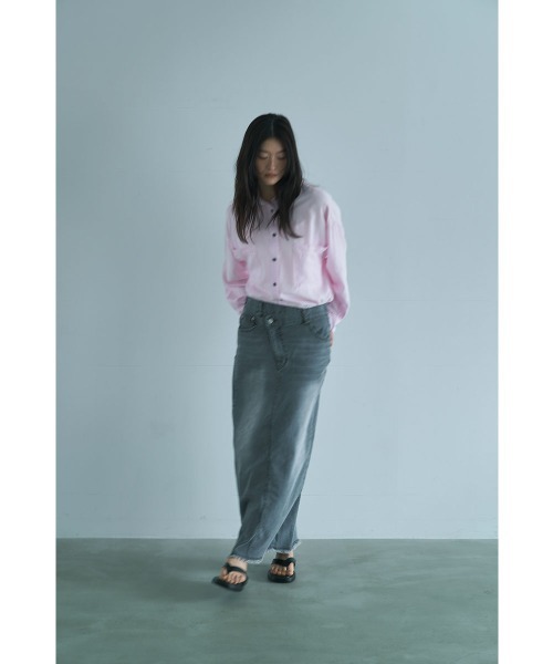 marjour(マージュール)の「10OZ STRETCH DENIM WRAP SKIRT(デニムスカート・レディース・グレー/ライトブルー・M)」の16枚目の写真