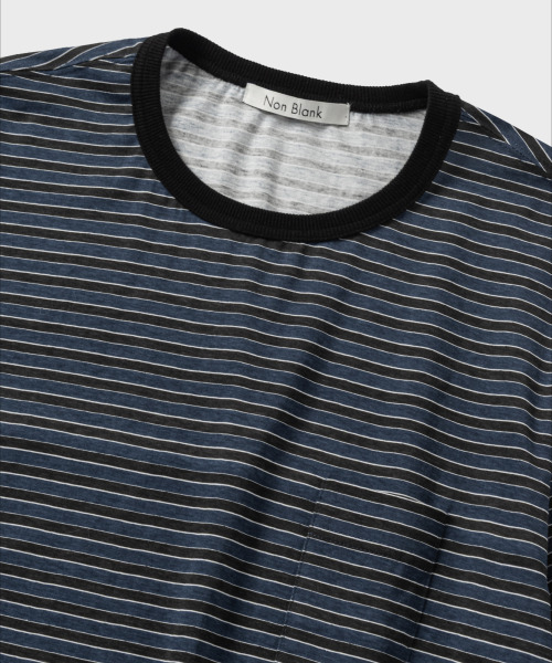 NONBLANK(ノンブランク)の「インディゴストライプTシャツ_INDIGO(Tシャツ/カットソー・メンズ・ダークネイビー・MEDIUM/LARGE/X-LARGE)」の3枚目の写真