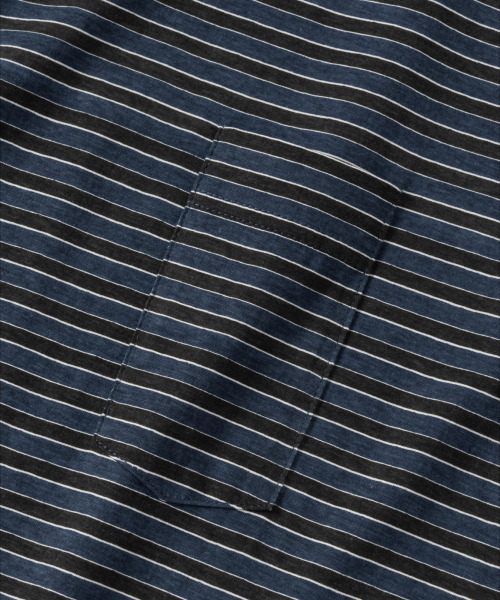 NONBLANK(ノンブランク)の「インディゴストライプTシャツ_INDIGO(Tシャツ/カットソー・メンズ・ダークネイビー・MEDIUM/LARGE/X-LARGE)」の4枚目の写真