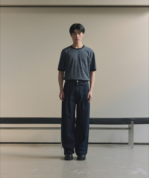 NONBLANK(ノンブランク)の「インディゴストライプTシャツ_INDIGO(Tシャツ/カットソー・メンズ・ダークネイビー・MEDIUM/LARGE/X-LARGE)」の9枚目の写真