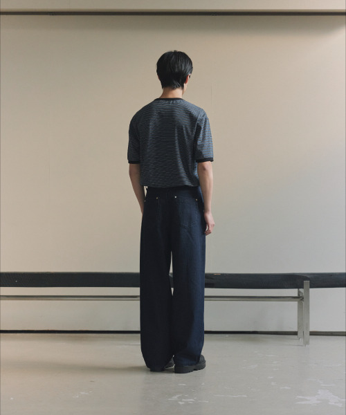 NONBLANK(ノンブランク)の「インディゴストライプTシャツ_INDIGO(Tシャツ/カットソー・メンズ・ダークネイビー・MEDIUM/LARGE/X-LARGE)」の11枚目の写真