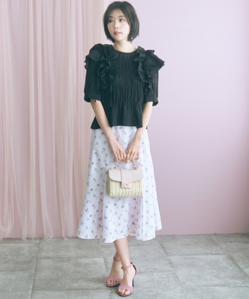 marun(マルン)の「<大きいサイズ>フラワープリントスカート marun(スカート・レディース・ブラック/ラベンダー・4L/3L/LL/L/5L)」の9枚目の写真