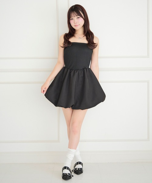 ALLuRing ChaRm（アリュリングチャーム）の「Balloon Camisole Dress / バルーンキャミワンピース（ワンピース・レディース・ブラック/ホワイト・FREE）」の2枚目の写真