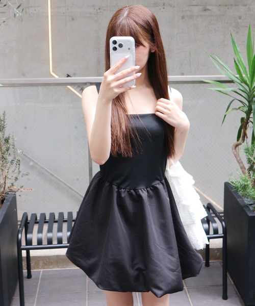 ALLuRing ChaRm（アリュリングチャーム）の「Balloon Camisole Dress / バルーンキャミワンピース（ワンピース・レディース・ブラック/ホワイト・FREE）」の11枚目の写真