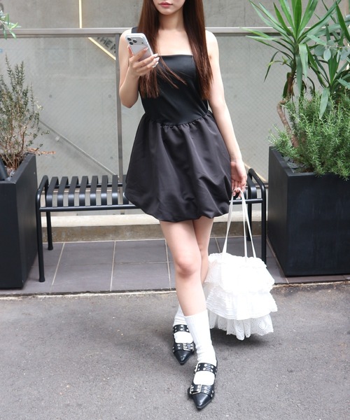 ALLuRing ChaRm（アリュリングチャーム）の「Balloon Camisole Dress / バルーンキャミワンピース（ワンピース・レディース・ブラック/ホワイト・FREE）」の12枚目の写真