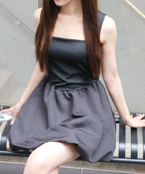 ALLuRing ChaRm（アリュリングチャーム）の「Balloon Camisole Dress / バルーンキャミワンピース（ワンピース・レディース・ブラック/ホワイト・FREE）」の10枚目の写真