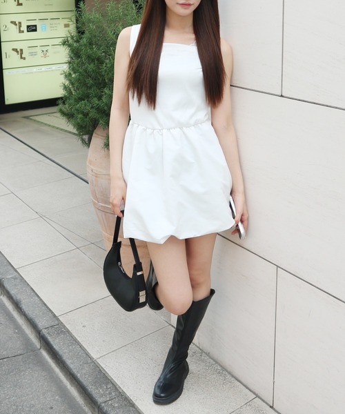 ALLuRing ChaRm（アリュリングチャーム）の「Balloon Camisole Dress / バルーンキャミワンピース（ワンピース・レディース・ブラック/ホワイト・FREE）」の6枚目の写真