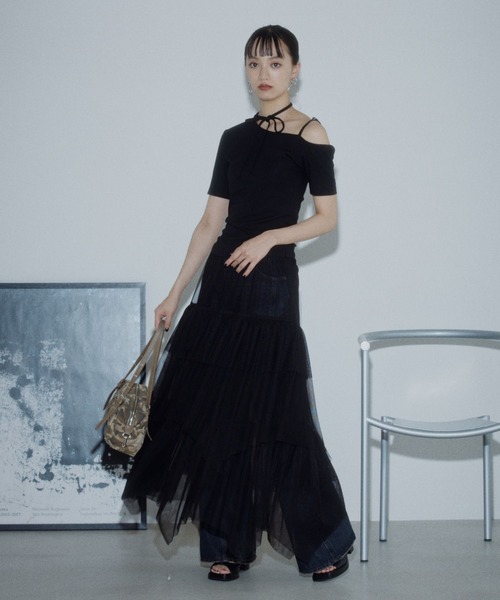 PAGEBOY(ページボーイ)の「オフショルリボントップス【リボン紐アレンジ自在・ワンショルでも着用可能】(Tシャツ/カットソー・レディース・ブラック/ターコイズブルー/グレー・FREE)」の5枚目の写真