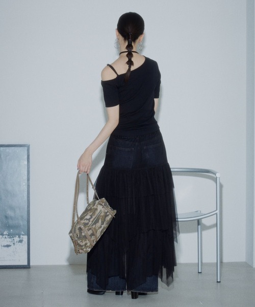 PAGEBOY(ページボーイ)の「オフショルリボントップス【リボン紐アレンジ自在・ワンショルでも着用可能】(Tシャツ/カットソー・レディース・ブラック/ターコイズブルー/グレー・FREE)」の7枚目の写真