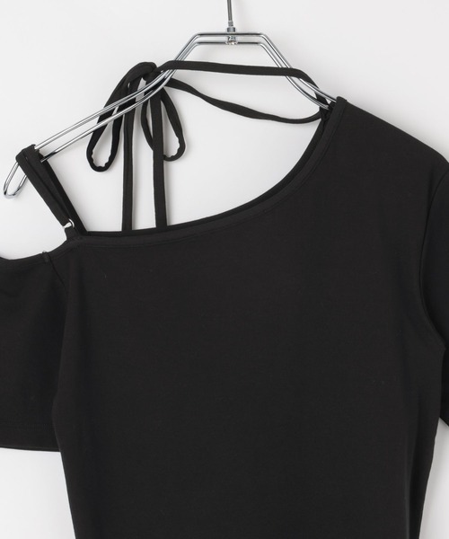 PAGEBOY(ページボーイ)の「オフショルリボントップス【リボン紐アレンジ自在・ワンショルでも着用可能】(Tシャツ/カットソー・レディース・ブラック/ターコイズブルー/グレー・FREE)」の12枚目の写真