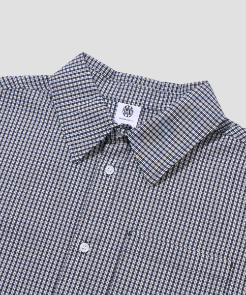 AGOD（エージーオーディー）の「クロップハーフチェックシャツ[ネイビー]（シャツ/ブラウス・レディース・その他・SMALL/MEDIUM/LARGE）」の6枚目の写真