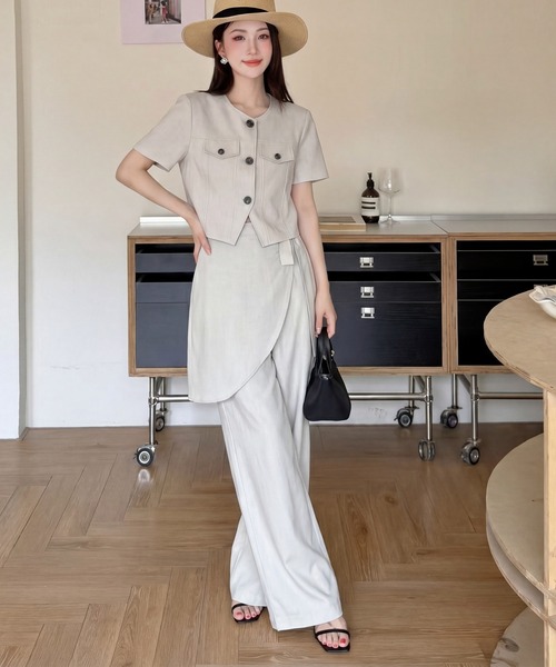 DRESS PLUS(ドレスプラス)の「ショートジャケット パンツセットアップ(セットアップ・レディース・ネイビー/ライトグレー・M/L)」の6枚目の写真