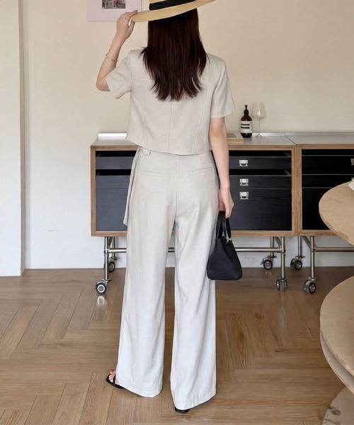 DRESS PLUS(ドレスプラス)の「ショートジャケット パンツセットアップ(セットアップ・レディース・ネイビー/ライトグレー・M/L)」の7枚目の写真
