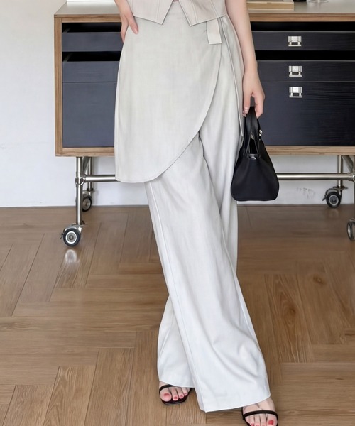 DRESS PLUS(ドレスプラス)の「ショートジャケット パンツセットアップ(セットアップ・レディース・ネイビー/ライトグレー・M/L)」の17枚目の写真
