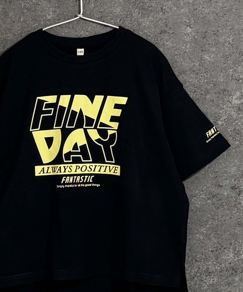 Universal Style Wear（ユニバーサルスタイルウェア）の「ガールズプリントBIGシルエット半袖Tシャツ（Tシャツ/カットソー・キッズ・オフホワイト/ブラック/グリーン/ライトグリーン/ラベンダー/チャコール・140/150/160）」の3枚目の写真