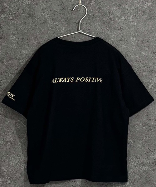 Universal Style Wear（ユニバーサルスタイルウェア）の「ガールズプリントBIGシルエット半袖Tシャツ（Tシャツ/カットソー・キッズ・オフホワイト/ブラック/グリーン/ライトグリーン/ラベンダー/チャコール・140/150/160）」の8枚目の写真