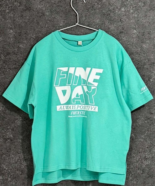 Universal Style Wear（ユニバーサルスタイルウェア）の「ガールズプリントBIGシルエット半袖Tシャツ（Tシャツ/カットソー・キッズ・オフホワイト/ブラック/グリーン/ライトグリーン/ラベンダー/チャコール・140/150/160）」の19枚目の写真