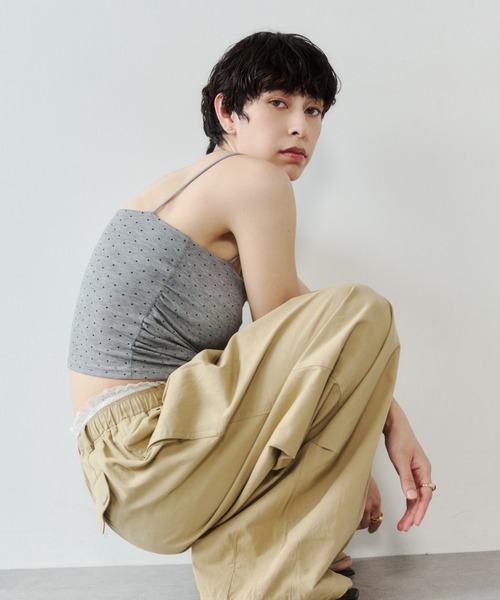 VION(ヴィオン)の「レースウエストタックパンツ / Lace Waist Tuck Pants(その他パンツ・レディース・ブラック/ベージュ・S/M/ST/MT)」の6枚目の写真