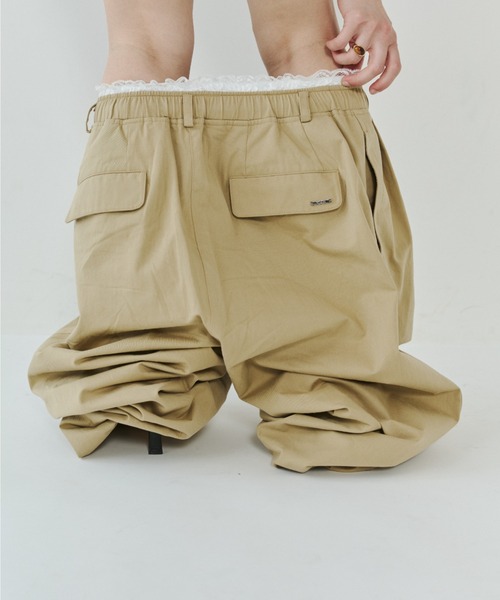 VION(ヴィオン)の「レースウエストタックパンツ / Lace Waist Tuck Pants(その他パンツ・レディース・ブラック/ベージュ・S/M/ST/MT)」の17枚目の写真