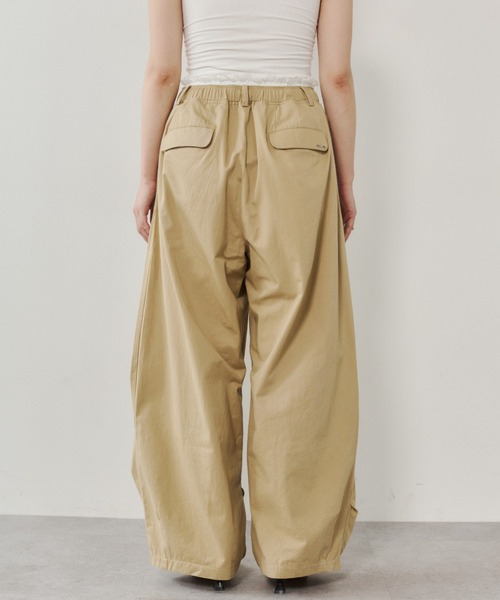 VION(ヴィオン)の「レースウエストタックパンツ / Lace Waist Tuck Pants(その他パンツ・レディース・ブラック/ベージュ・S/M/ST/MT)」の20枚目の写真