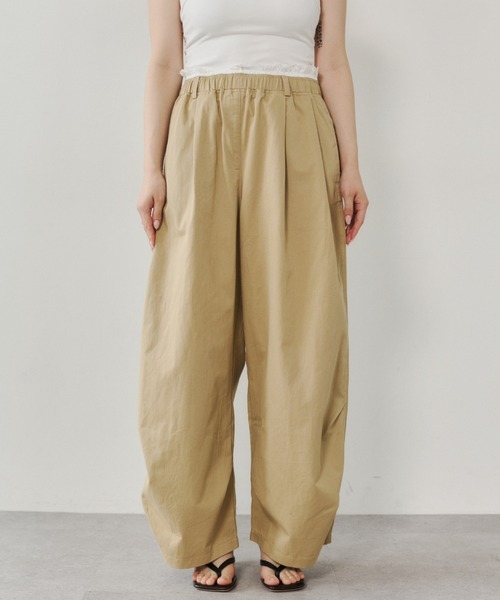 VION(ヴィオン)の「レースウエストタックパンツ / Lace Waist Tuck Pants(その他パンツ・レディース・ブラック/ベージュ・S/M/ST/MT)」の21枚目の写真