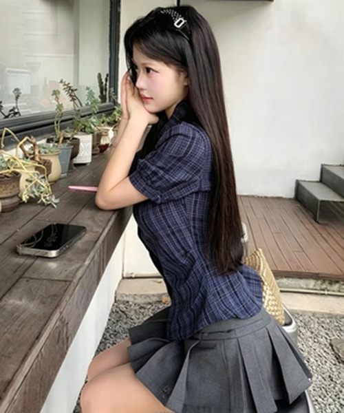AsheKsha(アシクシャ)の「チェック柄のスリムフィットウエストシェイプシャツ(シャツ/ブラウス・レディース・ネイビー/ブルー/マルチ・S/M/L)」の10枚目の写真