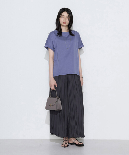 Gabardine K.T(ギャバジンケーティー)の「プレーティング天竺 ゆったりプルオーバー(Tシャツ/カットソー・レディース・ダークブラウン/ブルー/ミント・9号)」の19枚目の写真