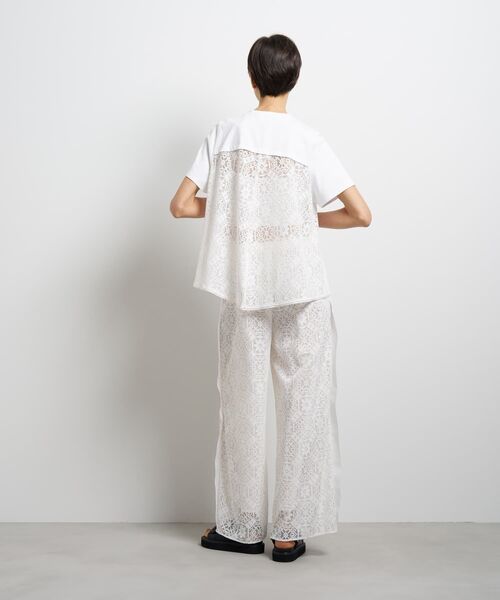 LANVIN en Bleu（ランバンオンブルー）の「レースコンビカットソー（Tシャツ/カットソー・レディース・オフホワイト/ブラック・38）」の5枚目の写真