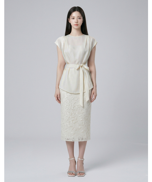 GIEMAR（ジエマル）の「PINTUCK SLEEVELESS IVORY ピンタックスリーブレスアイボリー（シャツ/ブラウス・レディース・その他・MEDIUM/SMALL）」の2枚目の写真
