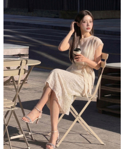 GIEMAR（ジエマル）の「PINTUCK SLEEVELESS IVORY ピンタックスリーブレスアイボリー（シャツ/ブラウス・レディース・その他・MEDIUM/SMALL）」の4枚目の写真