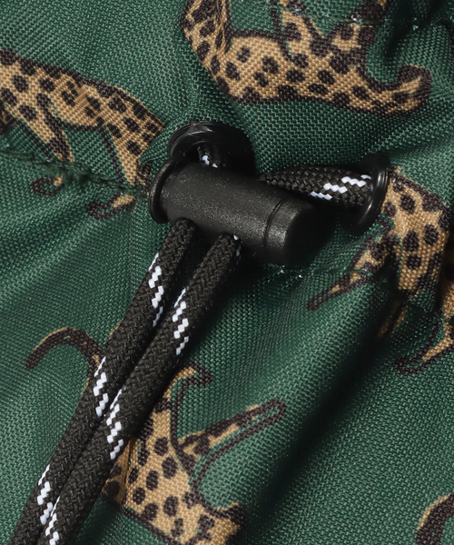 KiU(キウ)の「【KiU/キウ】 MULTI WAY DRW BAG(バックパック/リュック・レディース・ブラック/グリーン・FREE)」の14枚目の写真