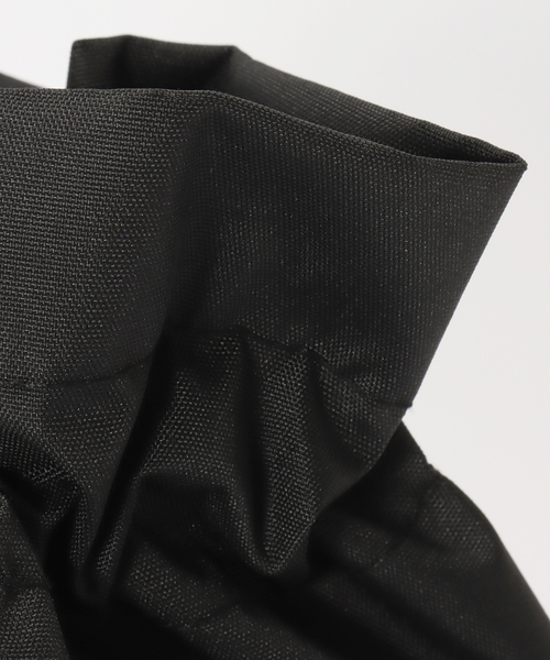 KiU(キウ)の「【KiU/キウ】 MULTI WAY DRW BAG(バックパック/リュック・レディース・ブラック/グリーン・FREE)」の4枚目の写真