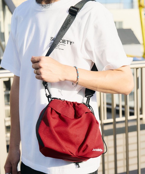 Subciety（サブサエティ）の「Kinchaku 2way shoulder bag（ショルダーバッグ・メンズ・ブラック/チャコール/レッド・FREE）」の22枚目の写真