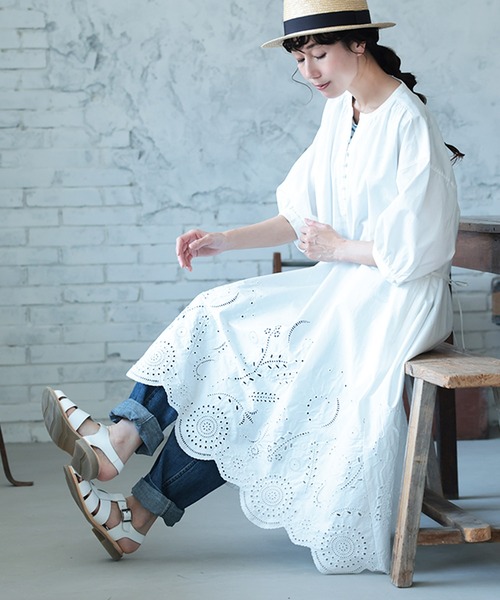 soulberry(ソウルベリー)の「スカラップレースのワンピース(ワンピース・レディース・オフホワイト・LL/3L/4L/5L/M/L)」の1枚目の写真