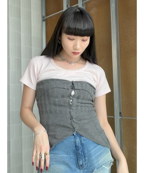 ELCHELE(エルチェレ)の「LACE TRIM RIB TEE(Tシャツ/カットソー・レディース・オフホワイト/ネイビー/ベビーピンク・FREE)」の9枚目の写真
