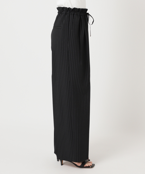 Spick & Span(スピックアンドスパン)の「ドライタッチドロストイージータックパンツ(スラックス・レディース・ブラック/ブラウン・38/36)」の17枚目の写真