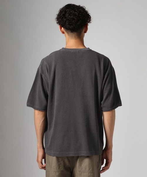 BAYFLOW(ベイフロー)の「ピグメントVネックTシャツ(Tシャツ/カットソー・メンズ・チャコール/オフホワイト・MEDIUM/LARGE)」の6枚目の写真