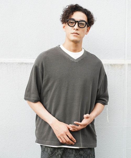 BAYFLOW(ベイフロー)の「ピグメントVネックTシャツ(Tシャツ/カットソー・メンズ・チャコール/オフホワイト・MEDIUM/LARGE)」の21枚目の写真