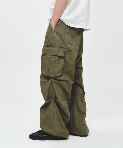 INTEMPOMOOD（インテンポムード）の「リコンフェイドカーゴパンツ_オリーブ（その他パンツ・メンズ・オリーブ・MEDIUM/LARGE/X-LARGE）」の6枚目の写真