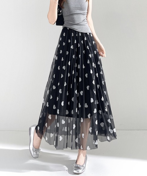LUCPY(ラクピー)の「ハートドットチュールプリーツスカート(スカート・レディース・ブラック/ホワイト・LARGE/X-LARGE/MEDIUM/SMALL)」の2枚目の写真