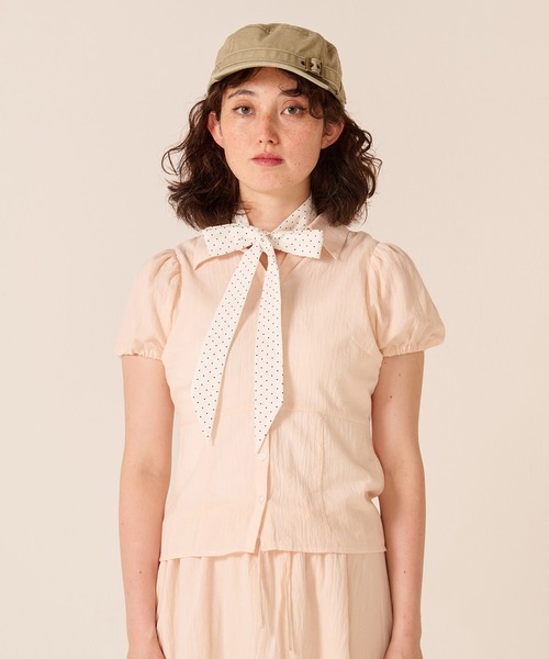 TINA:JOJUN(ティーナジョジュン)の「柄リボン付き 半袖ブラウス TINA:JOJUN(シャツ/ブラウス・レディース・ベビーピンク/クリーム・M)」の1枚目の写真