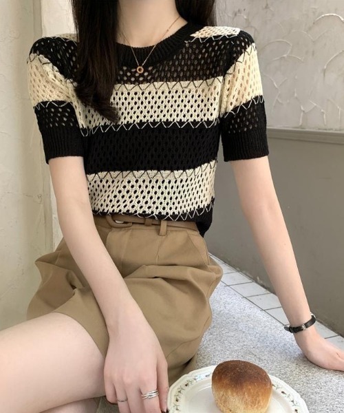Beststore(ベストストア)の「透かし編み ボーダー ニット トップス レディース 半袖 サマーニット メッシュ トップス シアー 配色 クルーネック カットソー カジュアル きれいめ 春 夏 秋(ニット/セーター・レディース・ブラウン系/ホワイト系/ベージュ系・FREE)」の8枚目の写真