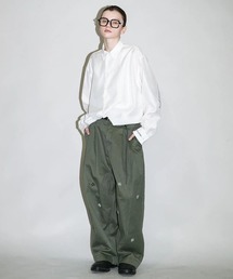 my beautiful landlet（マイビューティフルランドレット）の「【my beautiful landlet】FLOWER PAINT CHINO TUCK WIDE PANTS（チノパンツ）」