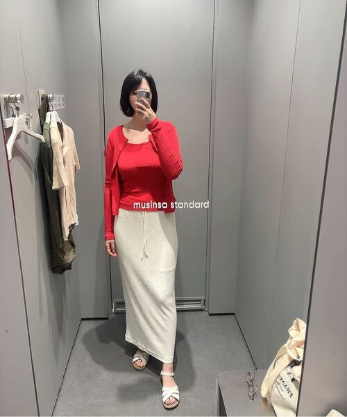 MUSINSA STANDARD WOMAN（ムシンサスタンダードウーマン）の「ウィメンズスラブリブトップカーディガンセット[レッド]（カーディガン/ボレロ・レディース・その他・SMALL/MEDIUM/LARGE/X-SMALL）」の9枚目の写真